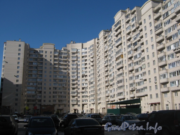 Ленинский пр., дом 87, корпус 1. Общий вид со стороны двора. Фото март 2012 г.