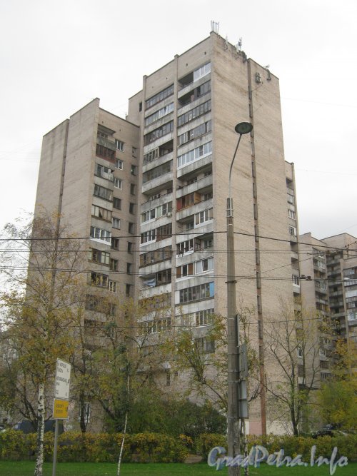 Пр. Маршала Жукова, дом 20. Общий вид. Фото 19 октября 2012 г.