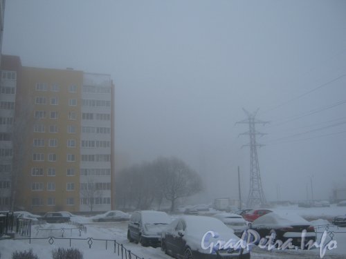 Пр. Маршала Жукова, дом 45. Вид со стороны дома 62 корпус 1 по ул. Маршала Захарова. Фото утро 10 декабря 2012 г.