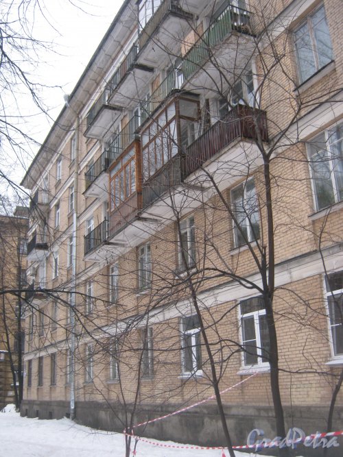 Пр. Стачек, дом 92. Общий вид со стороны фасада. Фото 28 декабря 2012 г.