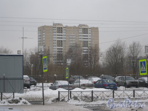 Северный пр., дом 75, корпус 1. Вид с ул. Черкасова. Фото 30 января 2013 г.