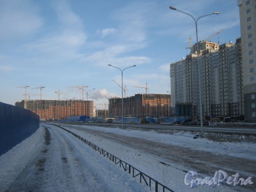 Пр. Героев. Вид в сторону строящихся домов на пересечении с Ленинским пр. Фото 28 января 2013 г.
