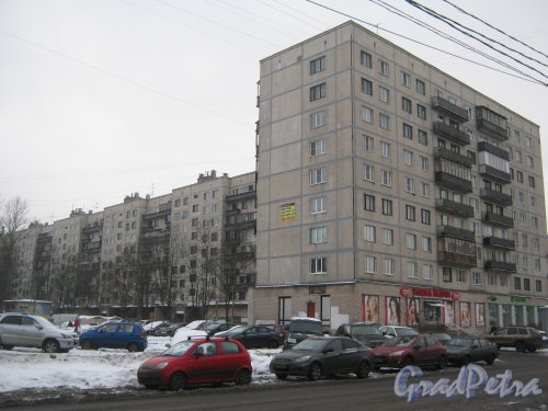 Гражданский пр., дом 117, корпус 1. Общий вид здания с Киришской ул. Фото 30 января 2013 г.