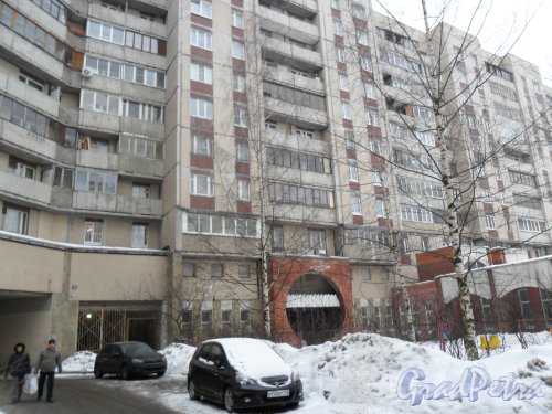 Проспект Луначарского, дом 9. Вид дома со двора. Фото февраль 2013 г.