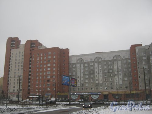 Ленинский пр., дом 95, корпус 1. Общий вид левой части фасада со стороны дома 94, литера А. Фото 1 марта 2013 г.