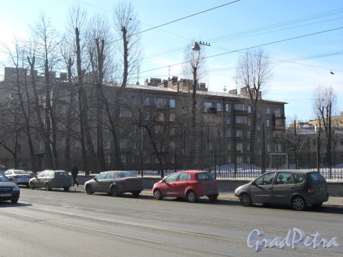 Старо-Петергофский проспект, дом 35. Фото 19 марта 2013 г.