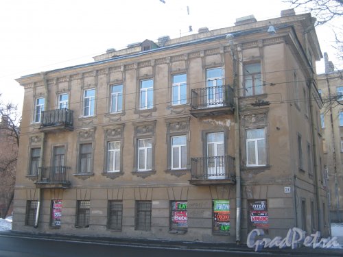 1-Муринский пр., дом 21. Общий вид фасада. Фото 10 марта 2013 г.