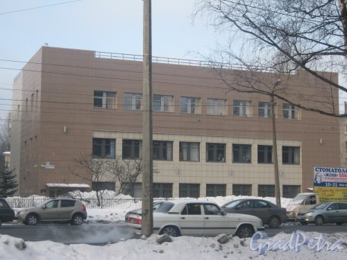 Тихорецкий пр., дом 14, корпус 1. Фрагмент здания со стороны дома 11. Фото 17 февраля 2013 г.