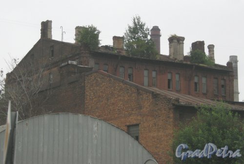 Лиговский пр., дом 271. Один из заброшенных корпусов. Фото июль 2013 г.