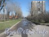 Пулковское шоссе, дом 34 корпус 1 (справа) и проезд к дому 30 корпус 4 (слева) от Пулковского шоссе. Фото апрель 2012 г.