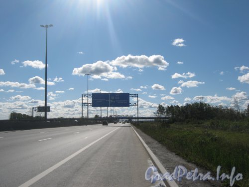 Киевское шоссе перед пересечением с Красносельским шоссе. Фото сентябрь 2012 г.