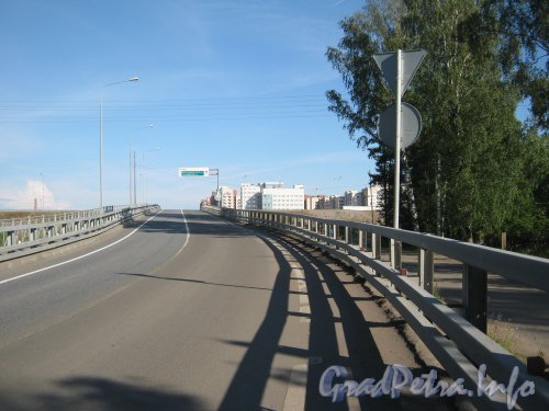 Кронштадтское шоссе перед выездом на КАД. Фото 20 июля 2012 г.