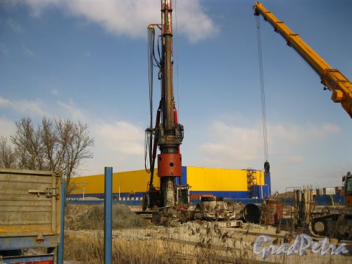 Изыскательские работы перед началом строительства транспортной развязки №3 с автодорогой в г. Пушкин-Колпино. Фото 22 марта 2013 года. 