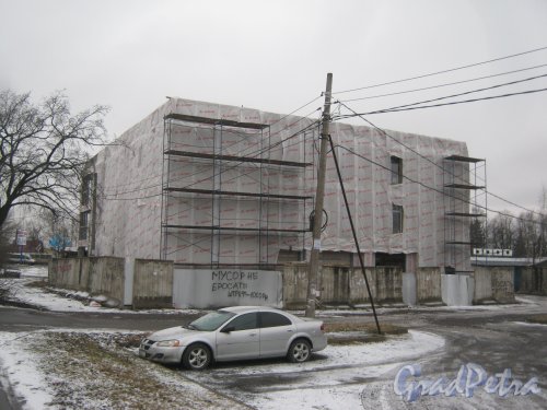 Красное Село (Горелово), Аннинское шоссе, дом 26а. Общий вид строящегося здания. Фото 4 января 2014 г.