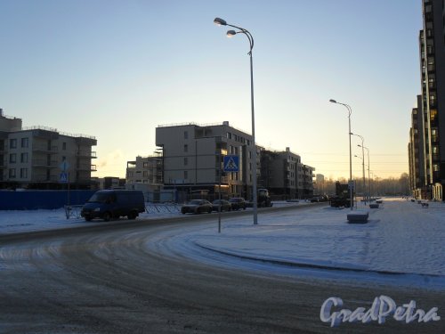 Петергофское шоссе, дом 43, корпус 1. Вид дома с улицы Катерников. Фото январь 2014 года.