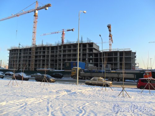 Петергофское шоссе,участок 21. Второй этап строительства. Вид объекта с улицы Адмирала Трибуца. Фото январь 2014 года.