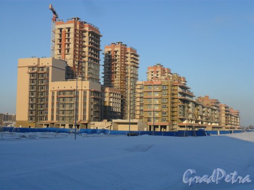 Петергофское шоссе,участок 31. ЖК «More». Вид жилого комплекса от «Жемчужной Плазы». Фото январь 2014 года.