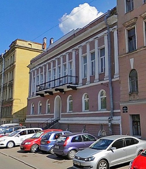 Санкт-Петербург,2-я линия В.О. - Отд.стоящее здание сдам (вторичное)